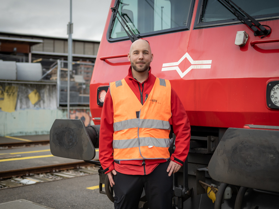 Lokführer Robin Weiss SZU Zug