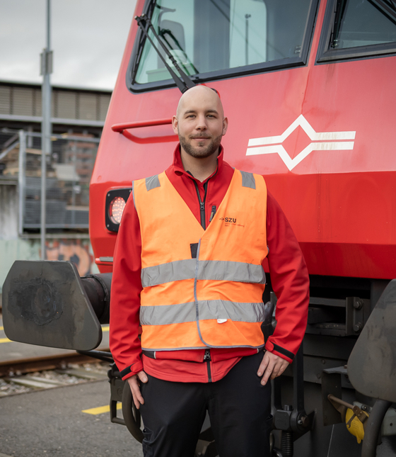 Lokführer Robin Weiss SZU Zug