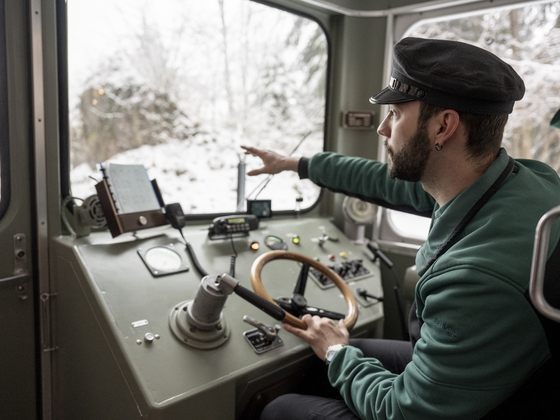 Lokführer Dean Gelb in der Arth Rigi bahn