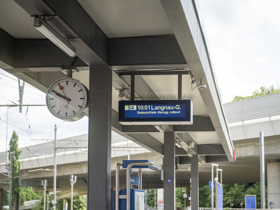 Ueberkopfanzeiger Zuerich Giesshuebel 2026