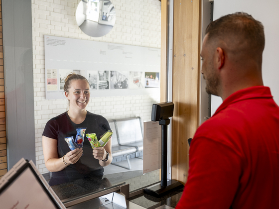 Respekt im öV Stammgäste Glace